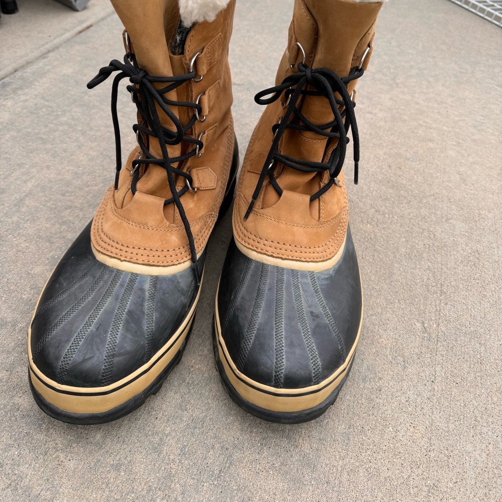 Sorel size 14 water proof boots.  Only worn a few times, excellent condition.